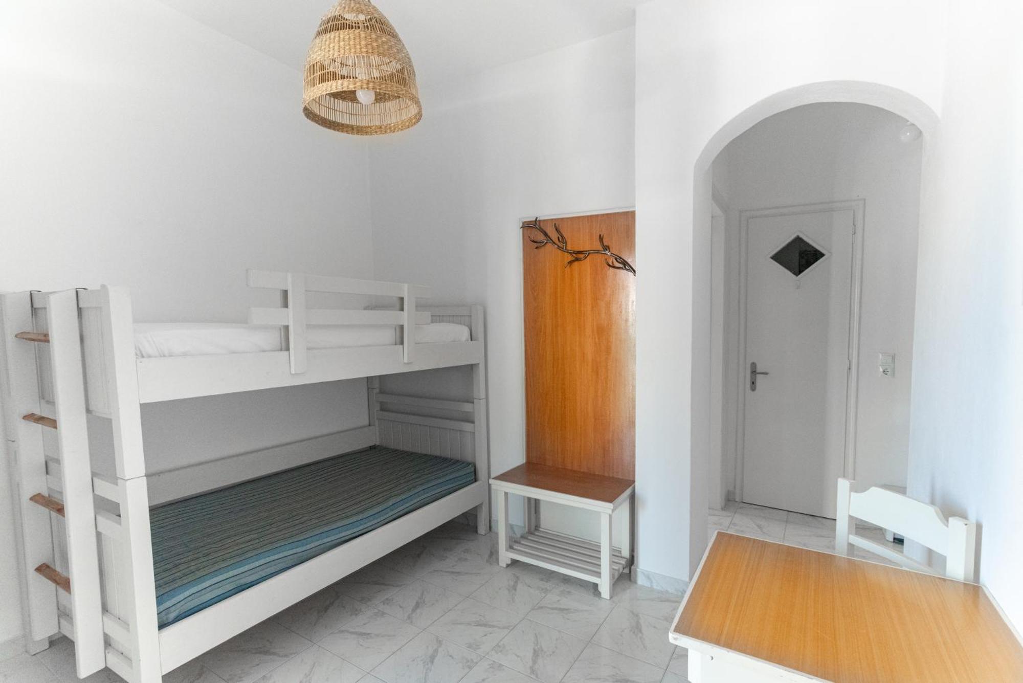Theo Studios & Apartments Spetses Town Luaran gambar