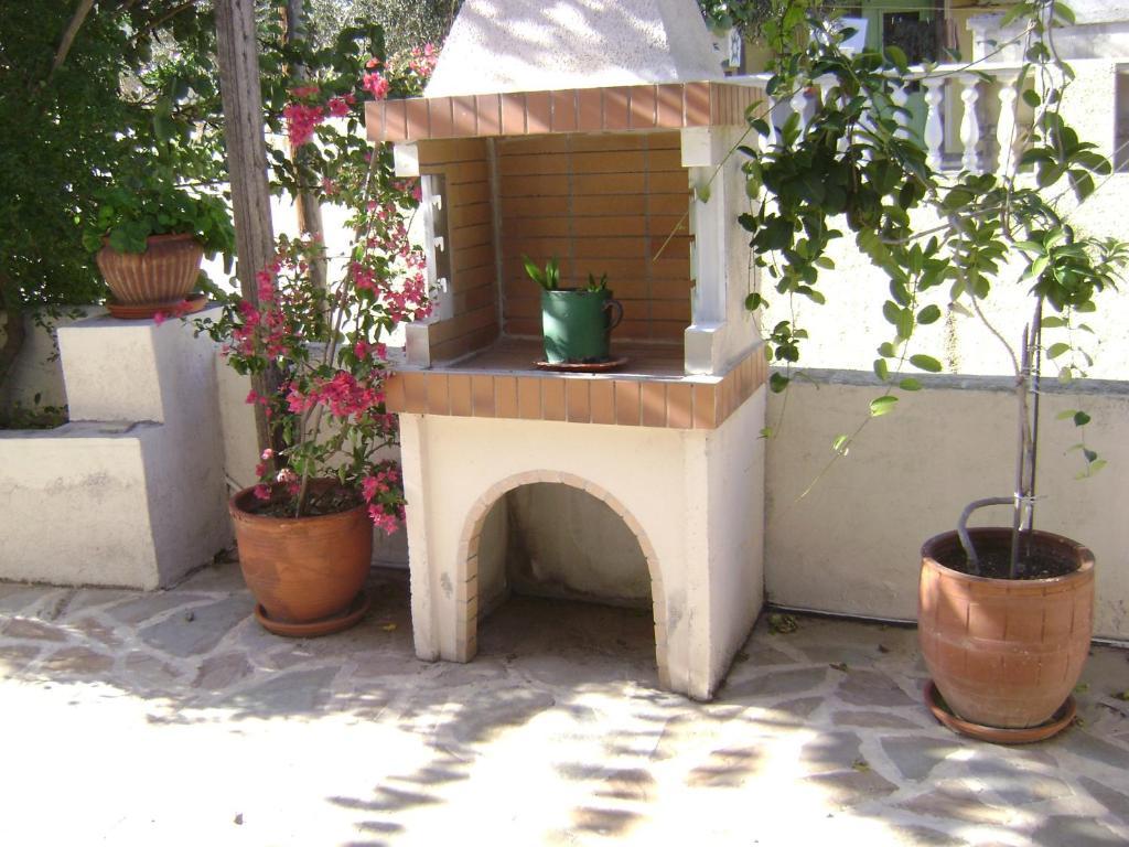 Theo Studios & Apartments Spetses Town Luaran gambar