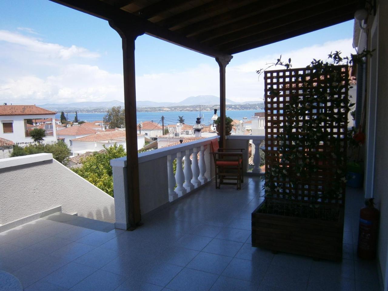 Theo Studios & Apartments Spetses Town Luaran gambar